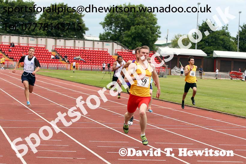 Boys 200 metres, Northern Inter-County Schools, Gateshead International Stadum. Photo: David T. Hewitson/Sports for All Pics